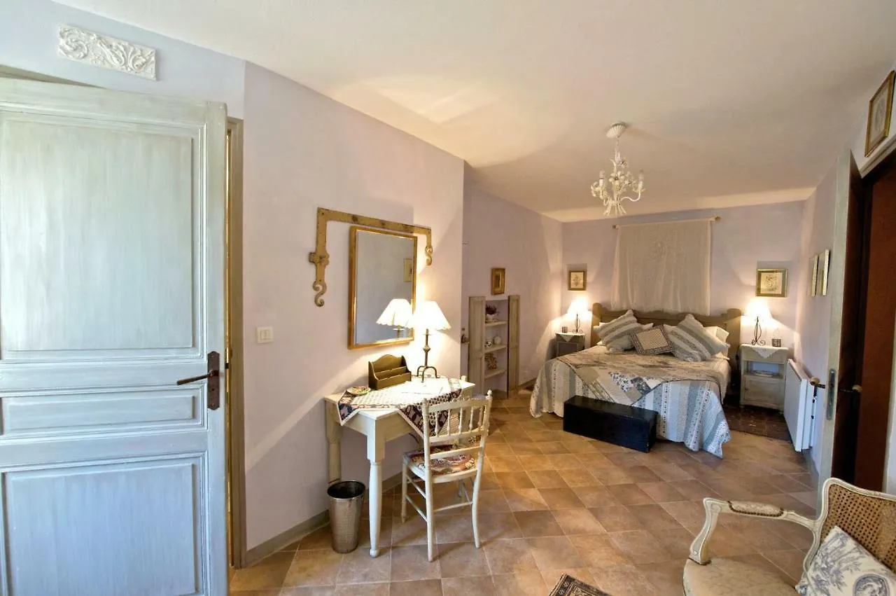 Bed and Breakfast Le Clos Des Freres Gris à Aix-en-Provence France