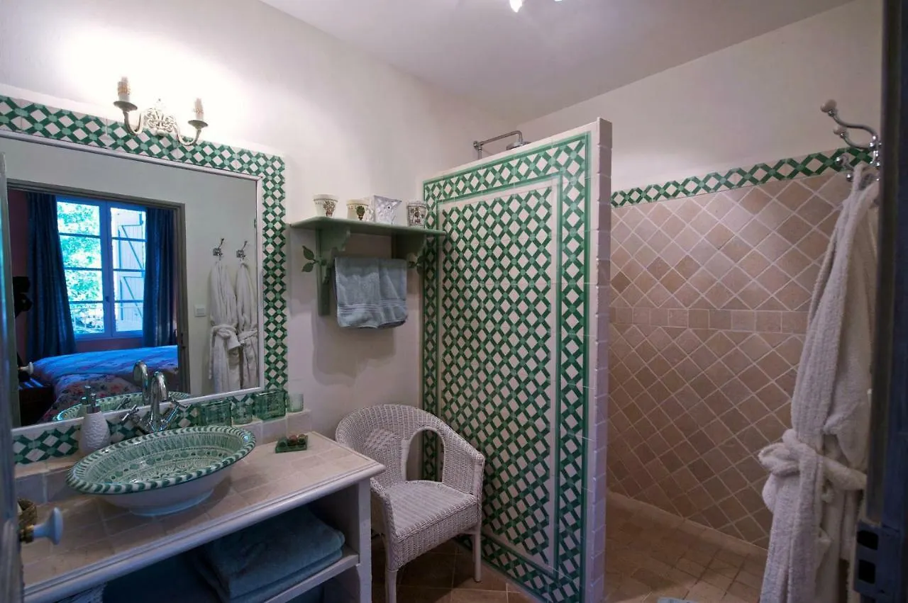 Couette-café Bed and Breakfast Le Clos Des Freres Gris à Aix-en-Provence France